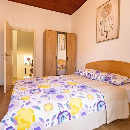 Lägenhet Apartman Kiss A2 Kaštela